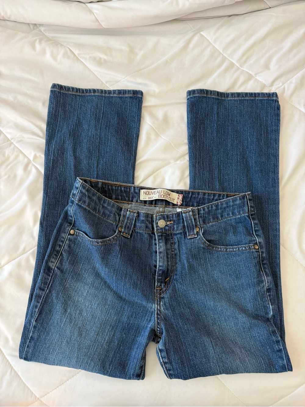Levi's Women's Low Rise Blue Bootcut Jeans Size 8 Short